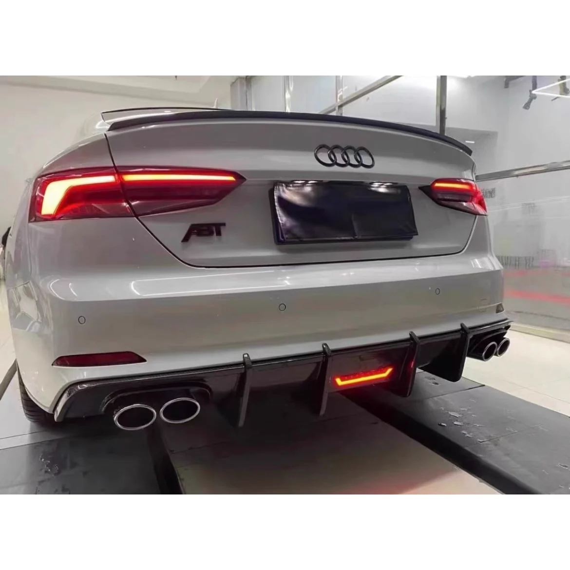 2017-2019 Audi A5/S5 — KB Style Rear Diffuser - Image 4