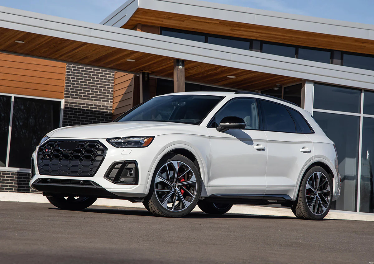 2022-2025 Audi Q5 / SQ5 S-line Fog Grille Covers - Image 13